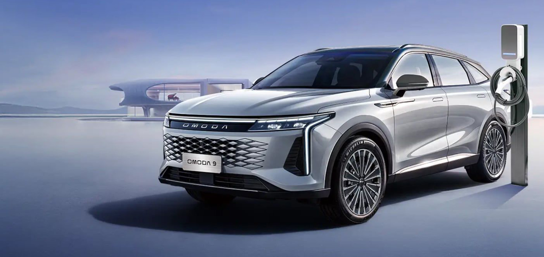 OMODA 9 PHEV mit markantem Frontdesign